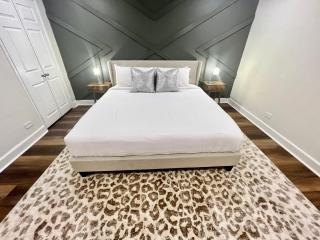 22G 2BR 2BA City Condo in Downtown Atlanta - 9