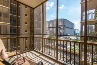 4G - Spacious 2 BD 2 BA condo in Downtown Atlanta - 2