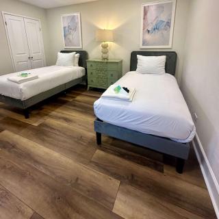 2BR 2BA in Downtown Hotel District - 4