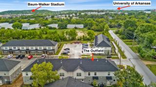 The Outfield - Stays of 30 days or more - 2mi to Downtown - 9