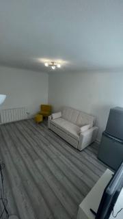 Heaton Park Flat - 3