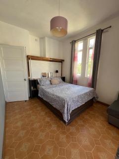 Cosy Home Mt Choisy 5 mins walk to the beach! - 8