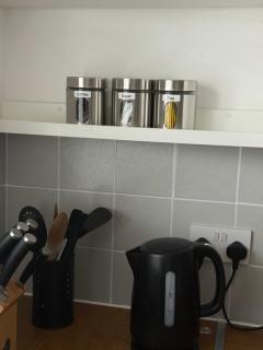 Pristine and homely 1 bedroom house - 4