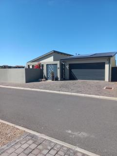 Anook Self Catering Apartment- Sunset Estate, Langebaan - 0
