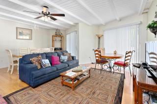 212 Olive Way - 8