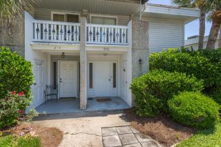212 Olive Way - 9