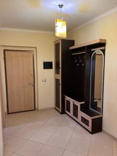Peaceful, Cozy Apartment in a Central Neighborhood - 2