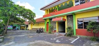 Hotel Budi Famili Budget Syariah - 0
