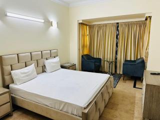 New Pak Guest House - 8