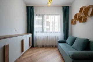 Jade I Family 1&2 BR Apartments near Pipera Plaza Mall - 1