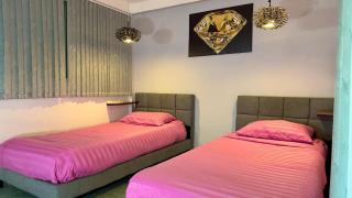 Arena Boutique Hotel Female only - 7