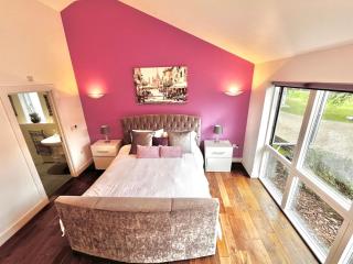 Countryside Retreat - Indoor Pool, Sauna, Hot Tub - 3
