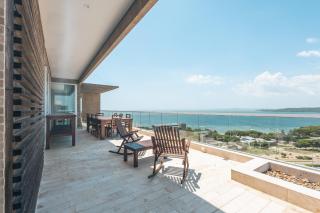 Stunning Sea Views from 3BR Penthouse F3 - 9