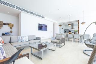 Brand new 4BR Villa at Calablanca - 2
