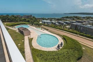 4BR Seaview Apartment at Calablanca D5 - 5