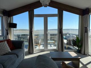 Trecco Bay - Holiday Accommodation 21732 - 8