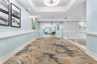 Harbor Suites at Harborwalk Village - 8