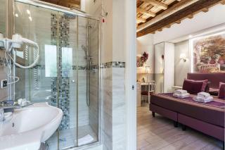 Michelangelo King Deluxe Suite - Florence - 3