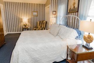 Montgomery Inn BnB - 3