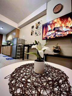 MOA Staycation Condotel by Jef - 3