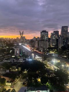 Studio Lux Brooklin - Vista Ponte Estaiada - 2