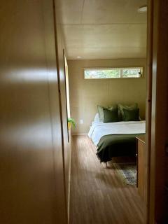 Riverside Retreat - 7