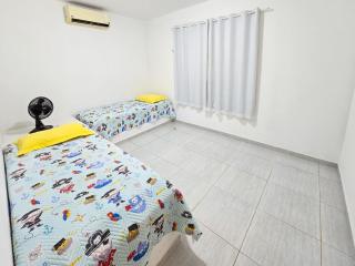 Casa, piscina, churrasqueira, 200m da praia- By OASIS FERIAS - 7