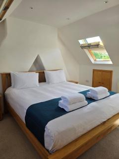 Villa at 58 London Rd - 5
