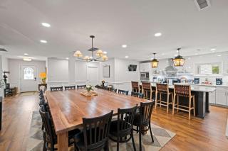 Gather Together - Charming Home for 20 Near Ark! - 2