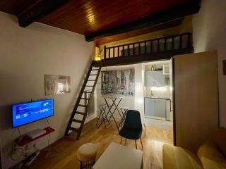 Coeur du Marais-Rue des Rosiers - 6