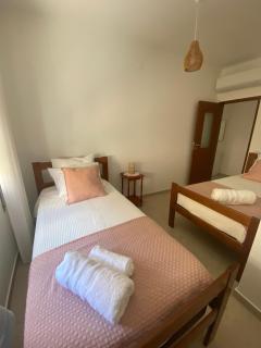 A Casa da Velha - 4