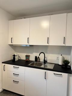 Modern City Apartment 3 - 6