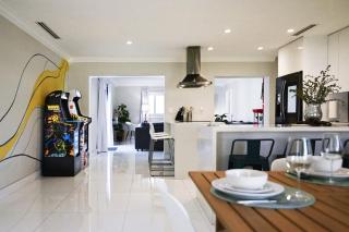 Olympia LUX House 4BR, Heated POOL, BBQ, BAR - 7