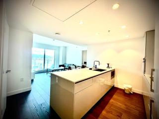 Mordern stylish 2B2B close to Richmond center - 4