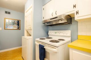 Centrally Located King Bed Midtown Memphis 2360 - 4