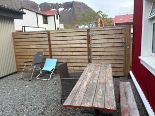 Newly renovated house in the old part of Isafjordur sleeps 5 in 3 bedrooms - 3