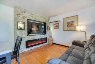 Less Than 1 Mi to Santa Fe Plaza Mtn-View Gem with Hot Tub! - 7