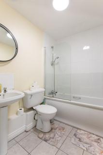 Modern Elegant Central Pad With Free Parking - 8
