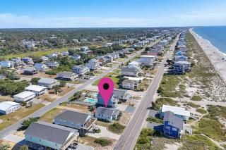 Love Shack by Oak Island Accommodations - 2