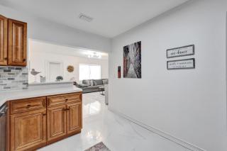 Charming 3 bedroom getaway house in Hollywood - 5