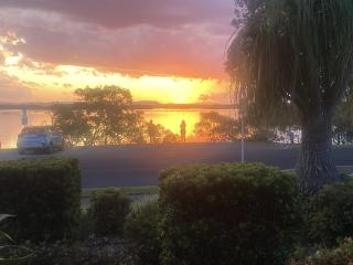 The Lakeside Garden - 0