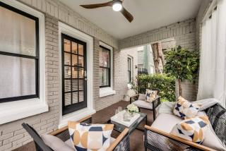 Spacious Retreat w Private Patio & Courtyard - 7