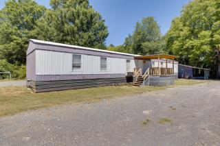 Fish and Explore Wooded Lake Guntersville Retreat - 8