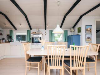 5 person holiday home in Blåvand-By Traum - 5