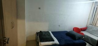 one Room - 4