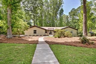 Peaceful & Luxurious 4 Bed Ranch Zen Retreat in Peachtree City - 9