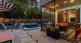 Spacious Group Home Near Rainey - Pool, Hot Tub - 3