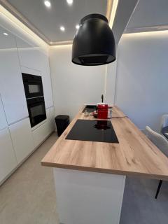 Luxury 1 Bedroom Apartment with Sofa Bed & Balconies Prime Location near ING Arena, Expo 12 & Atomium - 3
