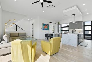 Papago Townhouse-Rooftop Deck-Old Town - 1