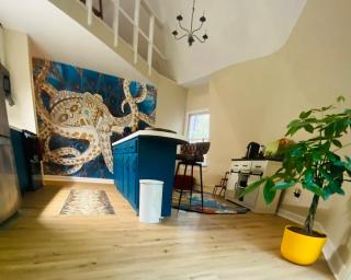 Dome Hideaway on 5 Acres-close to Carbarro & CH - 6